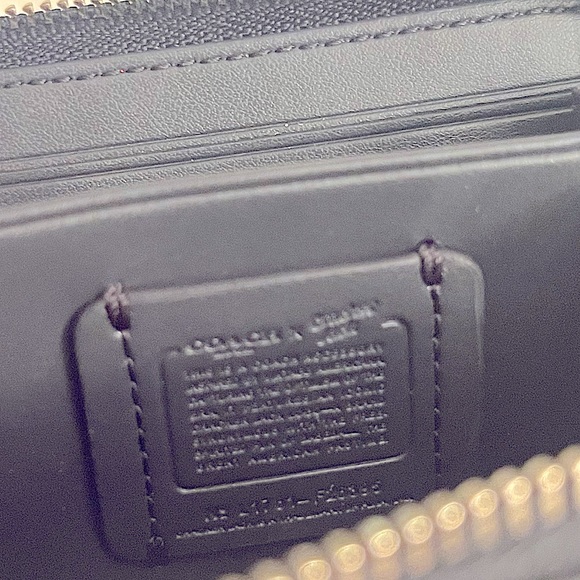 Coach Limited Edition Cracker Jack Zip Coin Case Wallet (F26395) - Picture 4 of 4